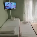 Darla Sea View 아파트