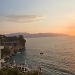Darla Sea View
