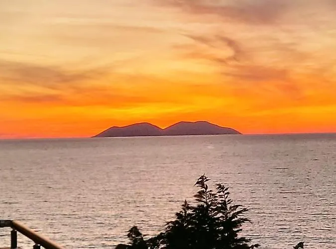 Darla Sea View