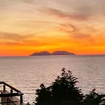 Darla Sea View