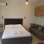 Darla Sea View アパート Vlorë