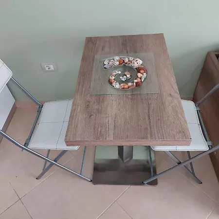 Darla Sea View Apartment *