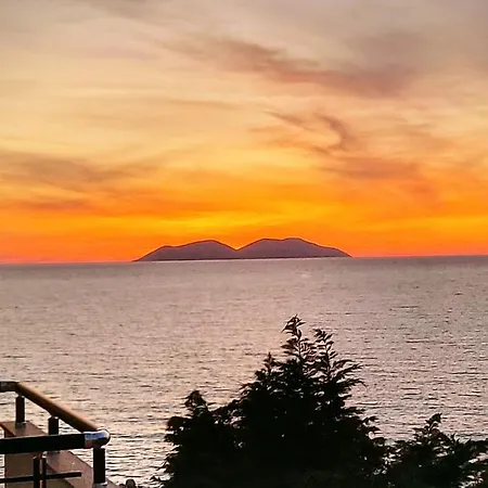 Darla Sea View