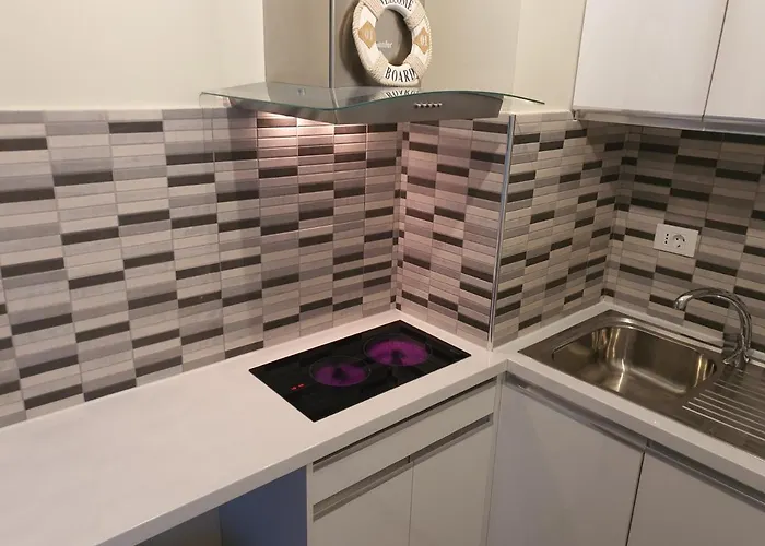 Darla Sea View 公寓 *